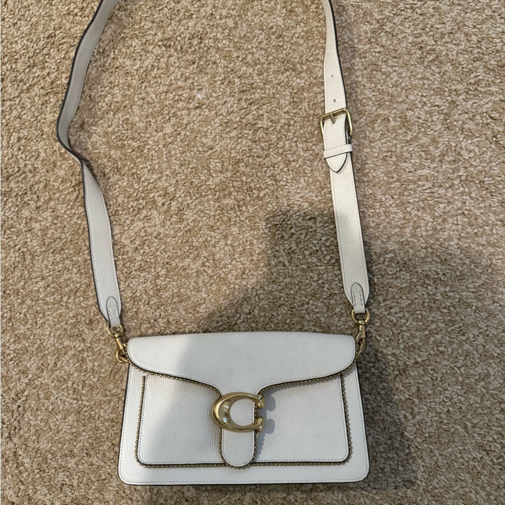 Coach cream shoulder leather bag